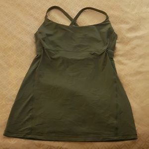 Green lululemon 8 shelf bra workout top